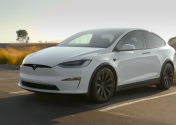 Tesla moves to settle out of court with the family of Apple engineer that died in fatal model X crash